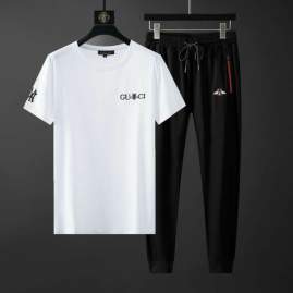 Picture of Gucci Shirt Pant Suits _SKUGucciM-4XL25cr213522025